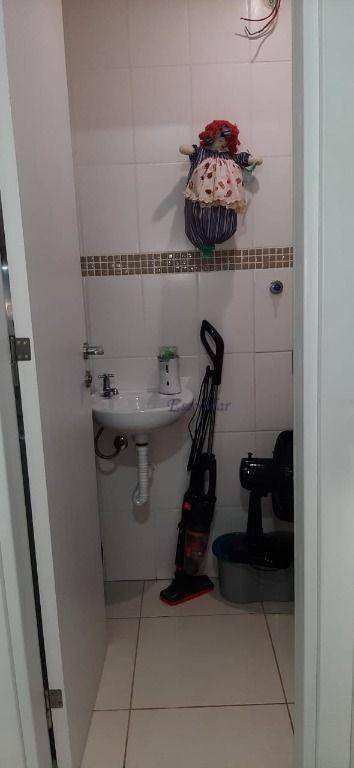 Apartamento à venda com 2 quartos, 62m² - Foto 15