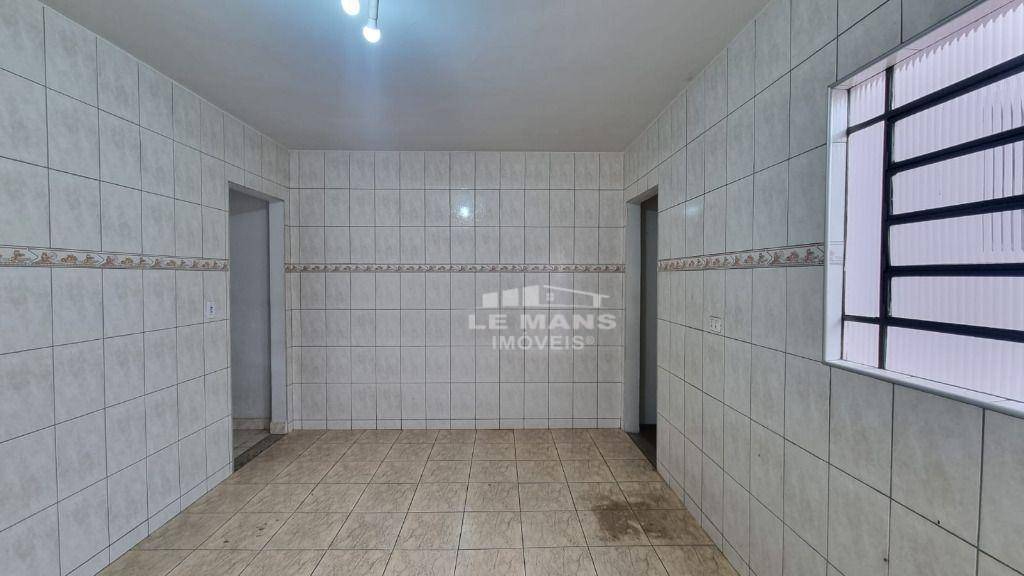 Casa à venda com 2 quartos, 107m² - Foto 9