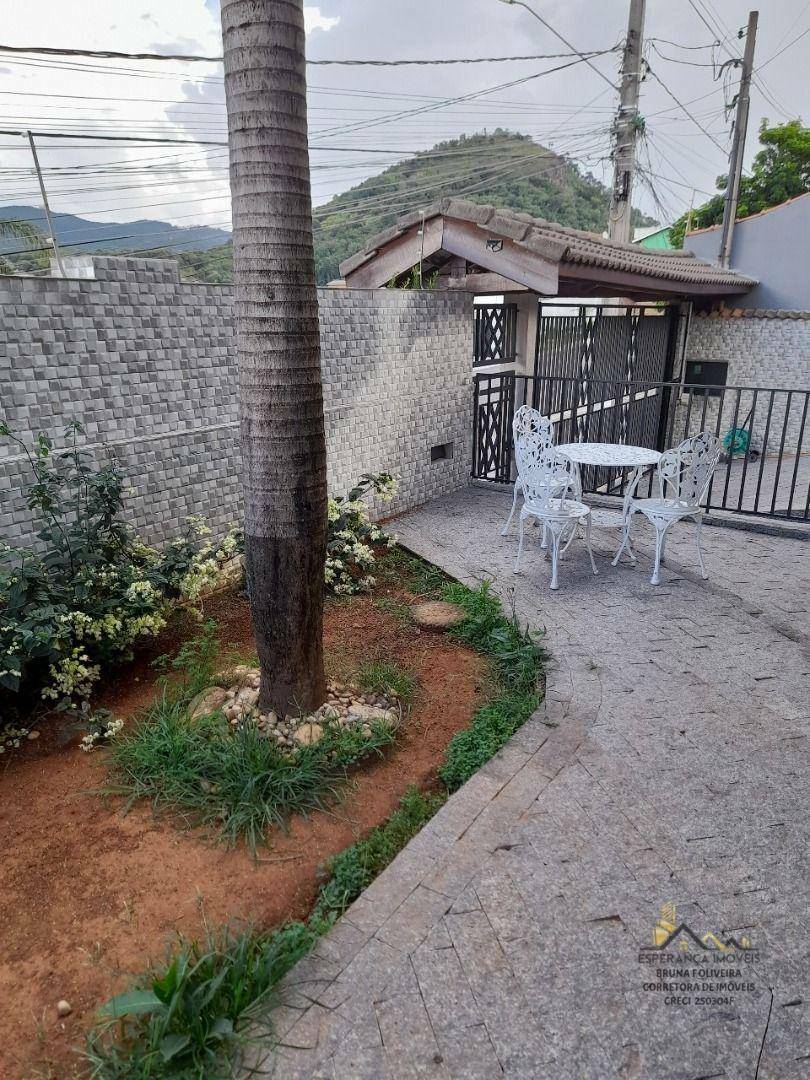 Sobrado à venda com 4 quartos, 240m² - Foto 9