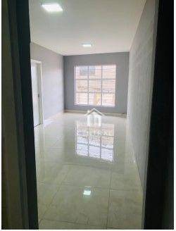 Apartamento à venda com 2 quartos, 100m² - Foto 1