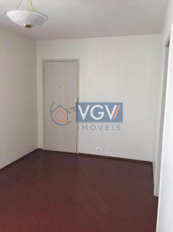 Apartamento à venda com 3 quartos, 68m² - Foto 3