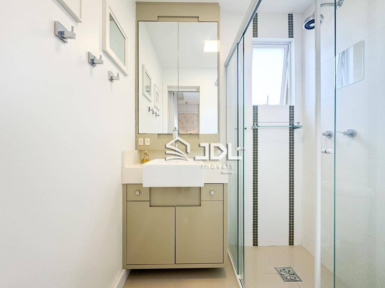 Apartamento à venda com 3 quartos, 117m² - Foto 15