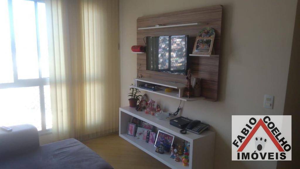 Apartamento à venda com 2 quartos, 48m² - Foto 2