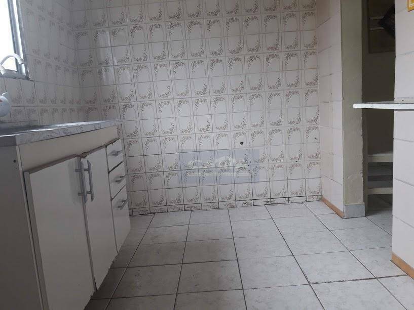 Sobrado à venda com 5 quartos, 200m² - Foto 18