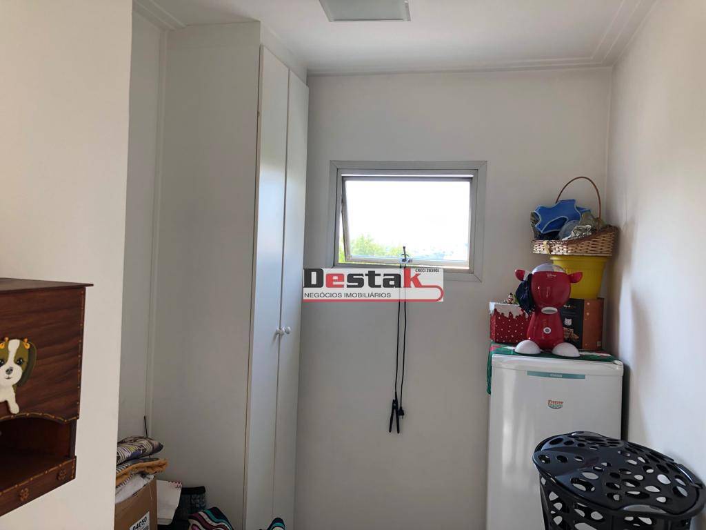 Apartamento à venda com 4 quartos, 170m² - Foto 2