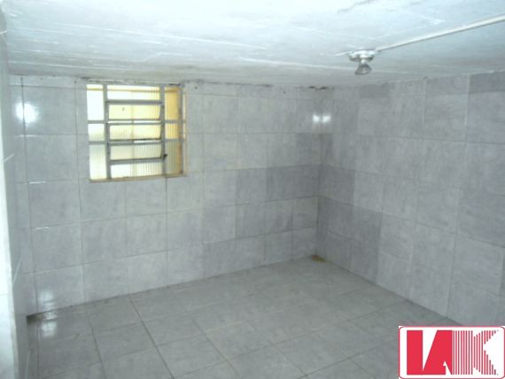 Casa para alugar com 1 quarto, 30m² - Foto 8