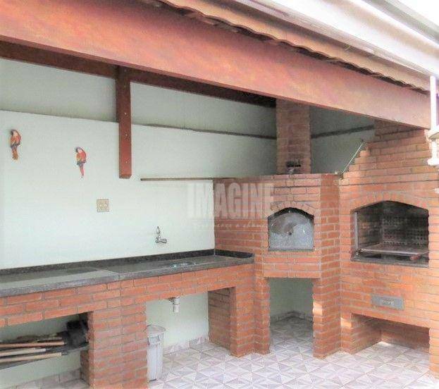 Sobrado à venda com 3 quartos, 248m² - Foto 7