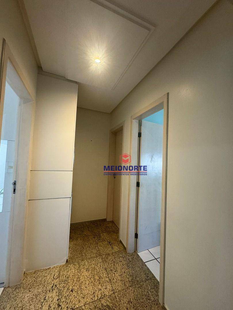 Apartamento para alugar com 3 quartos, 140m² - Foto 6