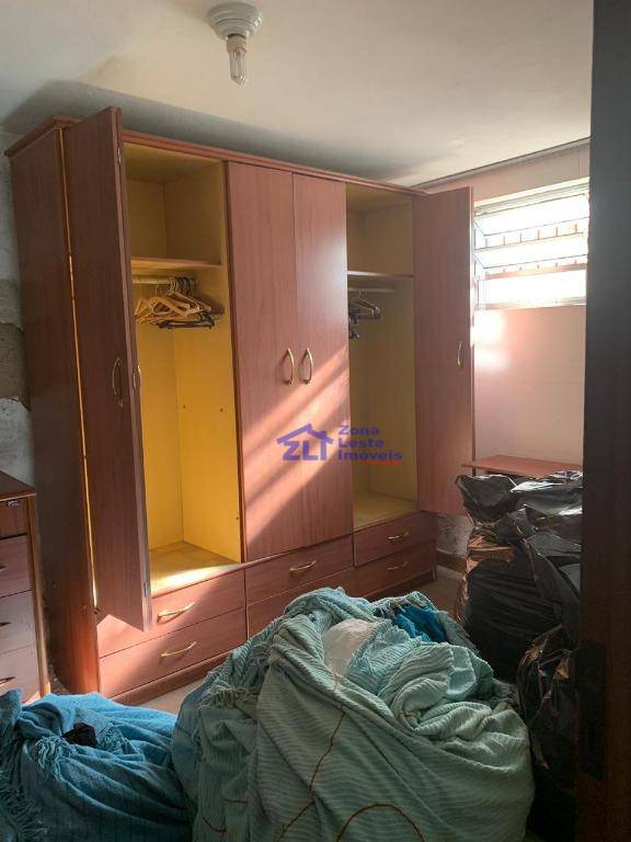 Sobrado à venda com 4 quartos, 240m² - Foto 18