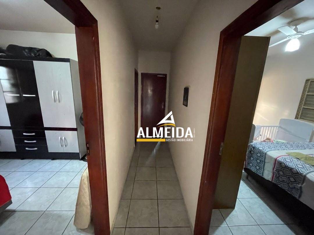 Casa, 3 quartos, 117 m² - Foto 2