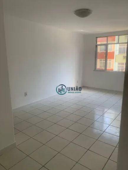 Apartamento à venda com 3 quartos, 100m² - Foto 2