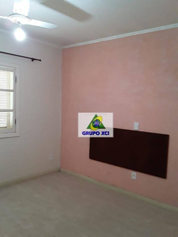 Casa à venda com 4 quartos, 265m² - Foto 23