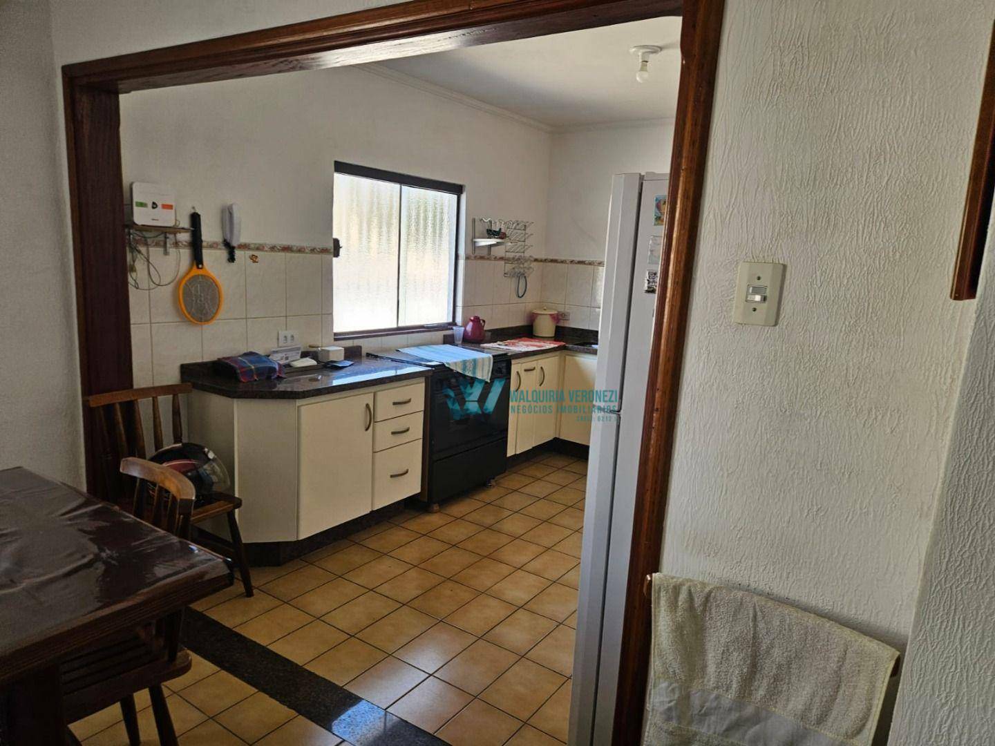 Casa à venda com 3 quartos, 368m² - Foto 9