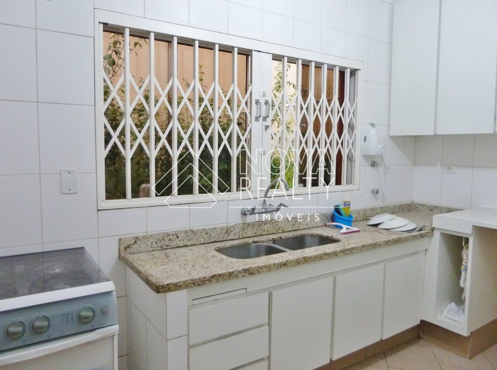 Sobrado à venda com 4 quartos, 300m² - Foto 15