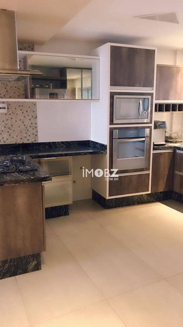 Apartamento à venda com 4 quartos, 211m² - Foto 7