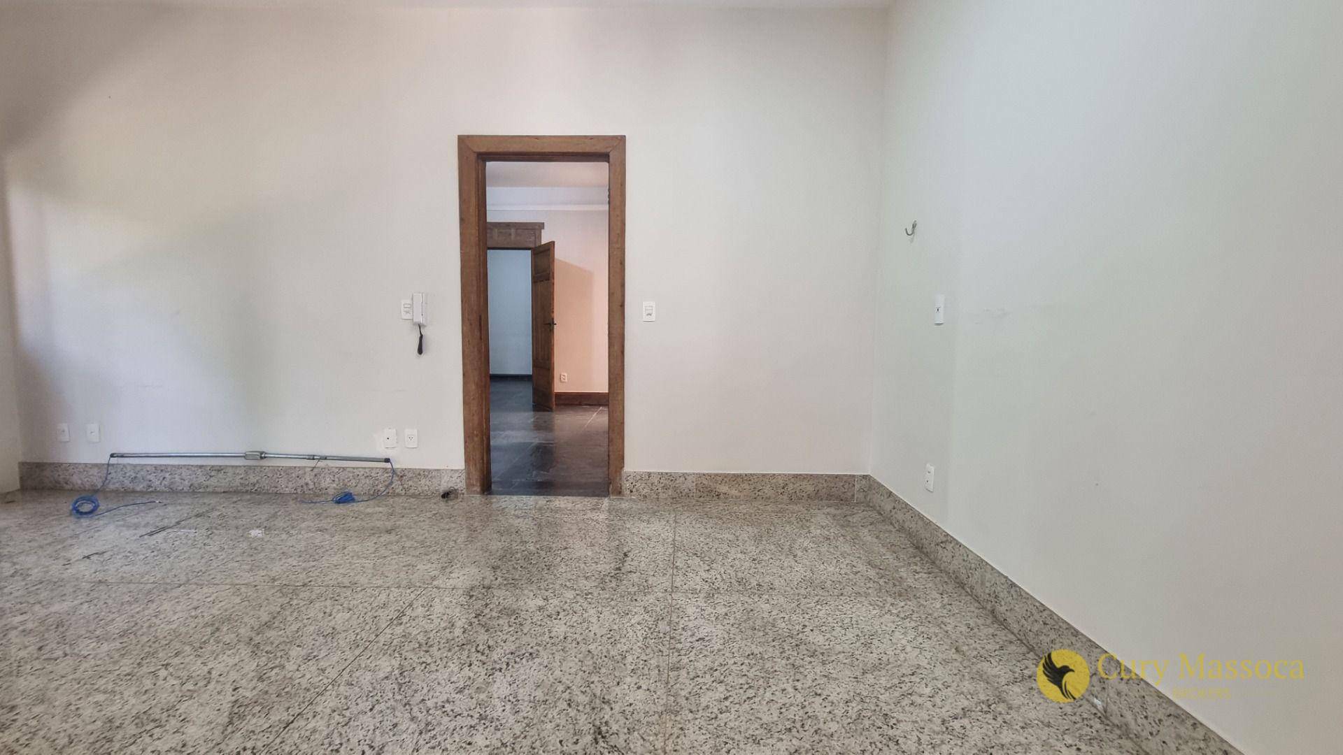 Casa para alugar com 2 quartos, 140m² - Foto 12