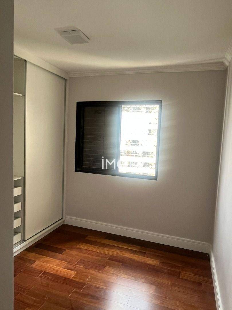 Apartamento à venda com 3 quartos, 125m² - Foto 18