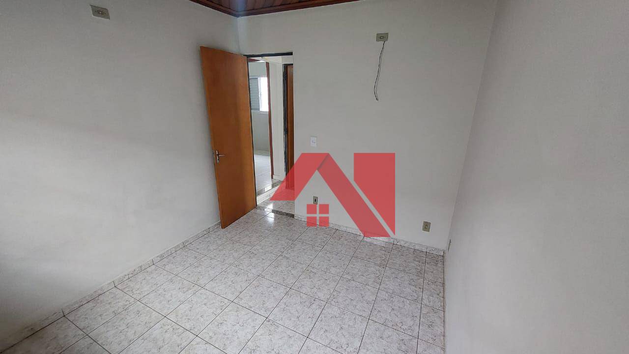 Casa à venda com 3 quartos, 100m² - Foto 12