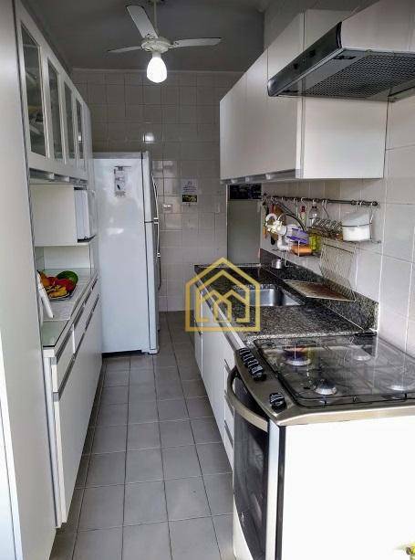 Apartamento à venda com 5 quartos, 206m² - Foto 19