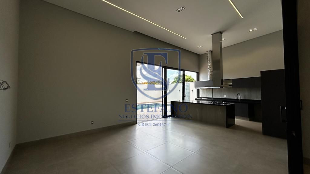 Casa à venda com 4 quartos, 460m² - Foto 1