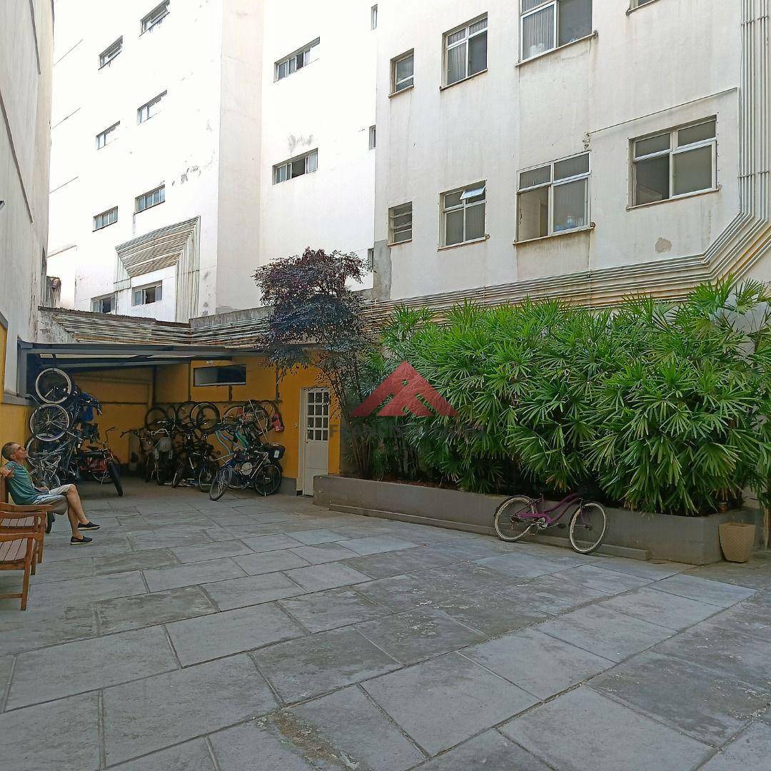 Apartamento à venda com 2 quartos, 73m² - Foto 8