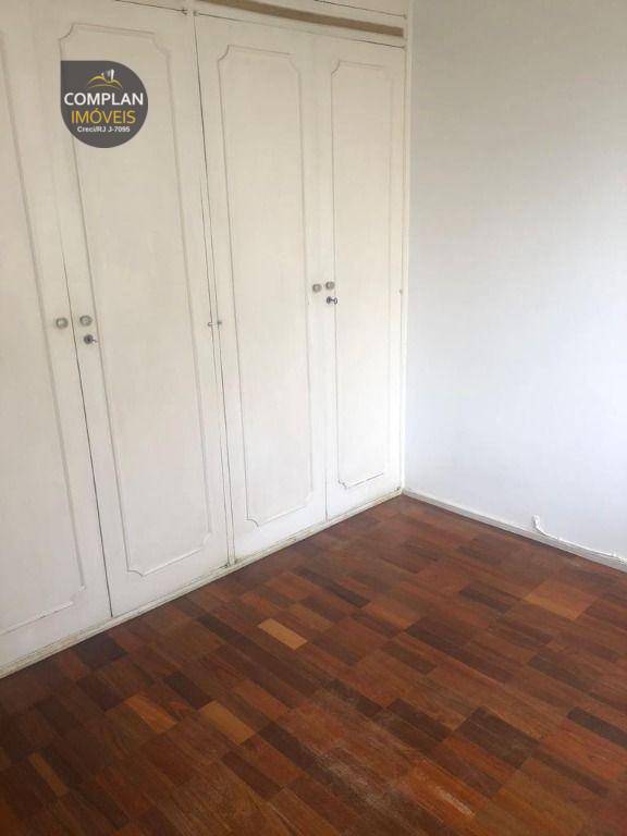 Apartamento à venda com 2 quartos, 74m² - Foto 6