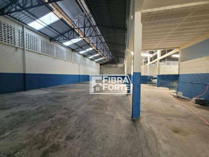 Depósito-Galpão-Armazém para alugar, 1350m² - Foto 18