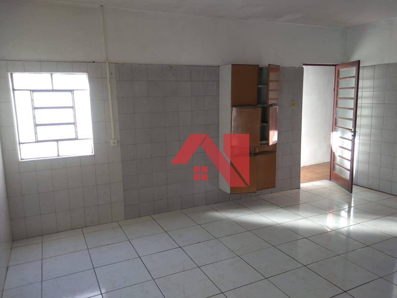 Casa à venda com 4 quartos, 150m² - Foto 14