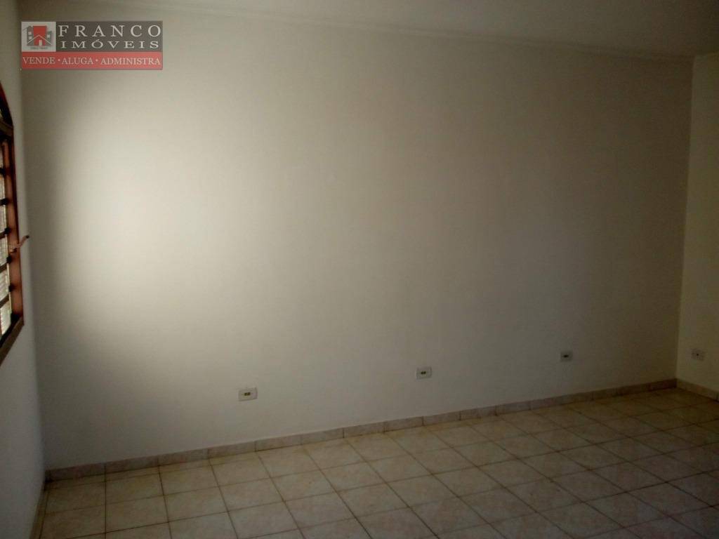 Casa, 4 quartos, 300 m² - Foto 9