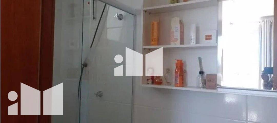 Apartamento à venda com 2 quartos, 77m² - Foto 12