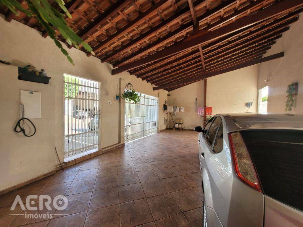 Casa à venda com 2 quartos, 156m² - Foto 10