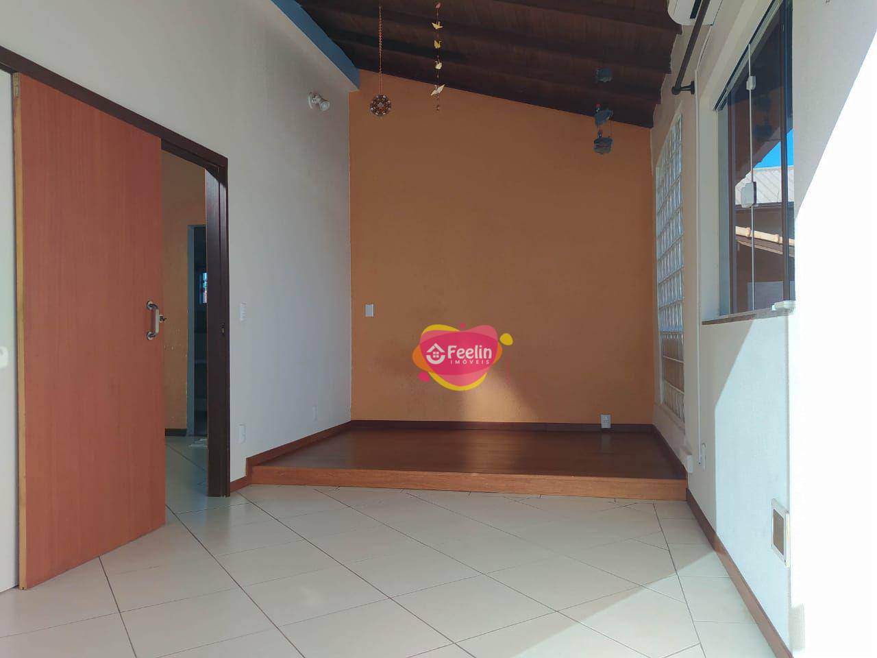 Casa para alugar com 3 quartos, 130m² - Foto 19