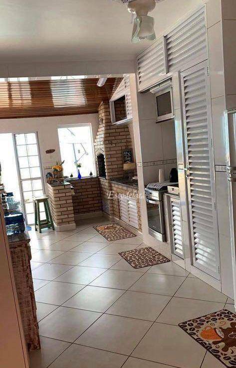 Casa à venda com 3 quartos, 134m² - Foto 22