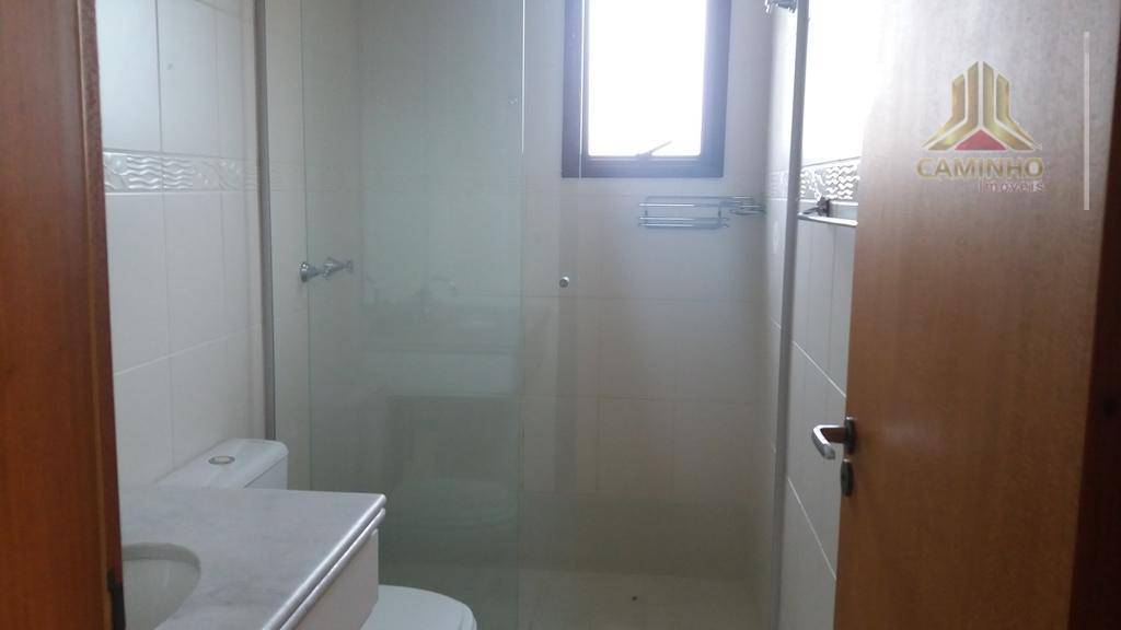 Apartamento à venda com 2 quartos, 72m² - Foto 9