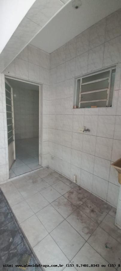 Casa para alugar com 2 quartos, 120m² - Foto 21