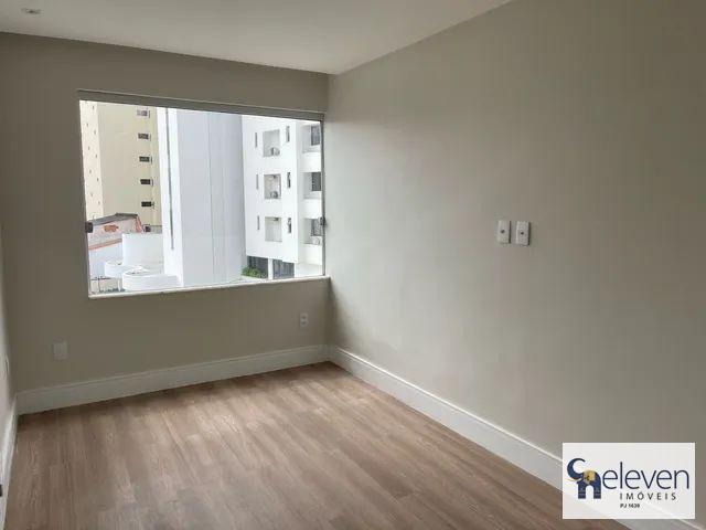 Apartamento à venda com 3 quartos, 143m² - Foto 10