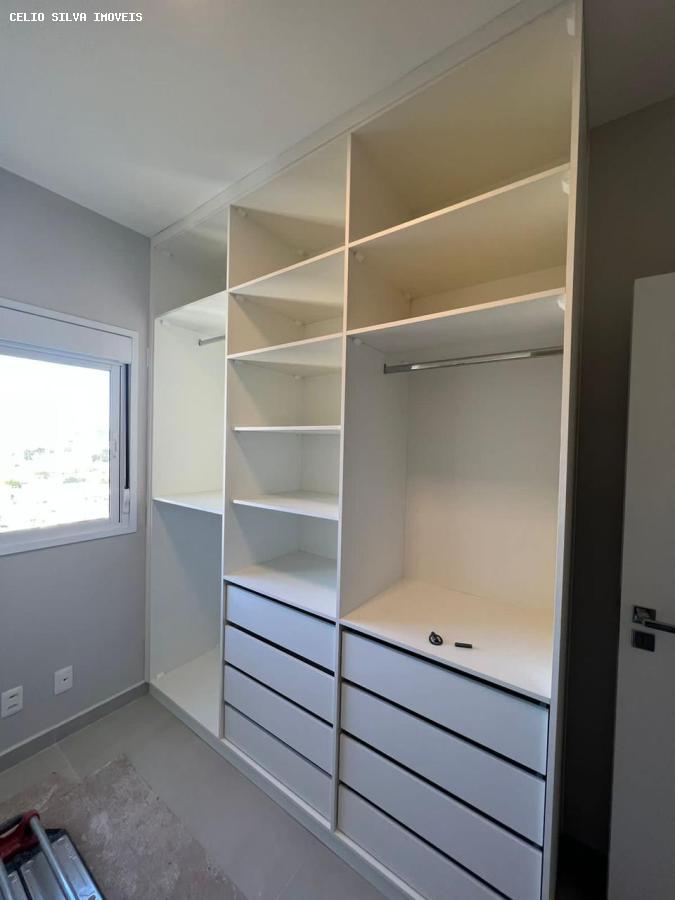 Apartamento à venda com 3 quartos, 75m² - Foto 15