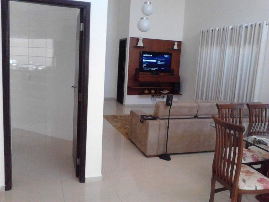 Casa de Condomínio à venda com 3 quartos, 207m² - Foto 17