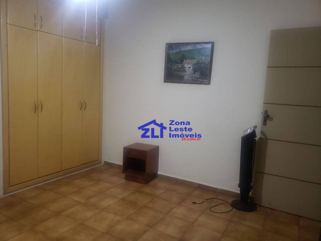 Sobrado à venda com 5 quartos, 300m² - Foto 41