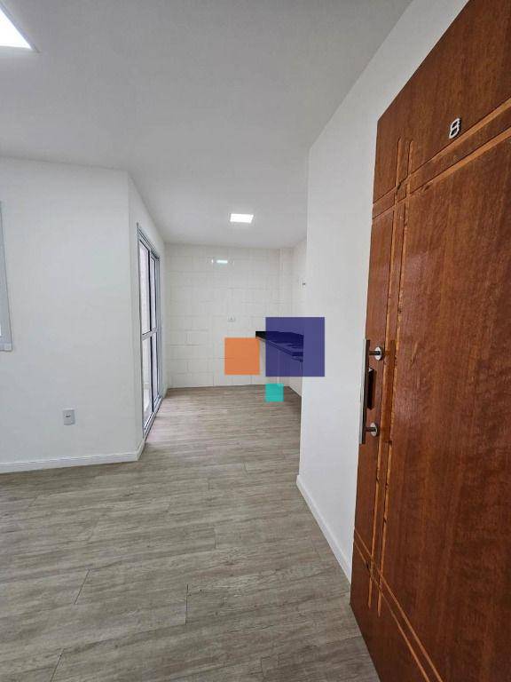 Apartamento à venda com 2 quartos, 44m² - Foto 1