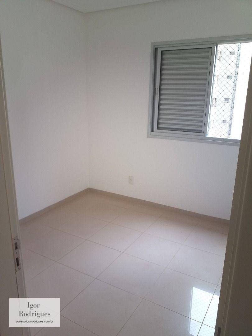 Apartamento à venda com 3 quartos, 103m² - Foto 9