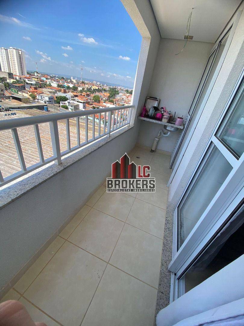 Apartamento para alugar com 2 quartos, 66m² - Foto 13