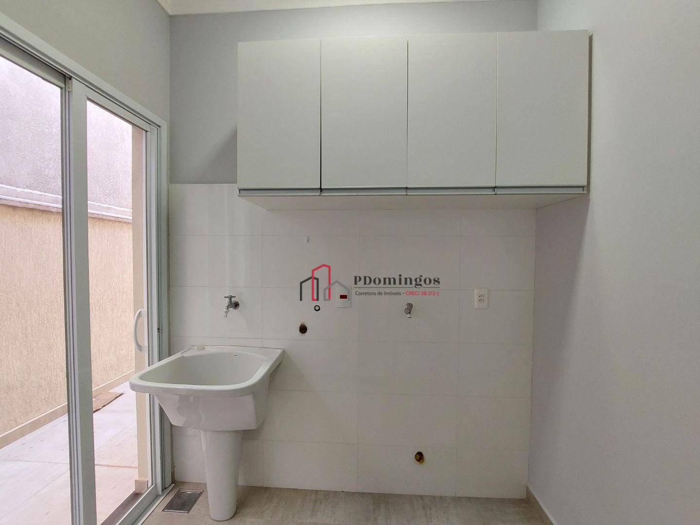 Casa de Condomínio à venda e aluguel com 3 quartos, 150m² - Foto 8