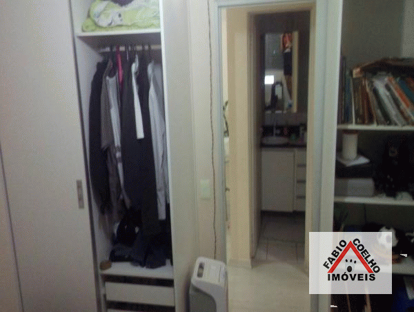 Apartamento à venda com 2 quartos, 66m² - Foto 2