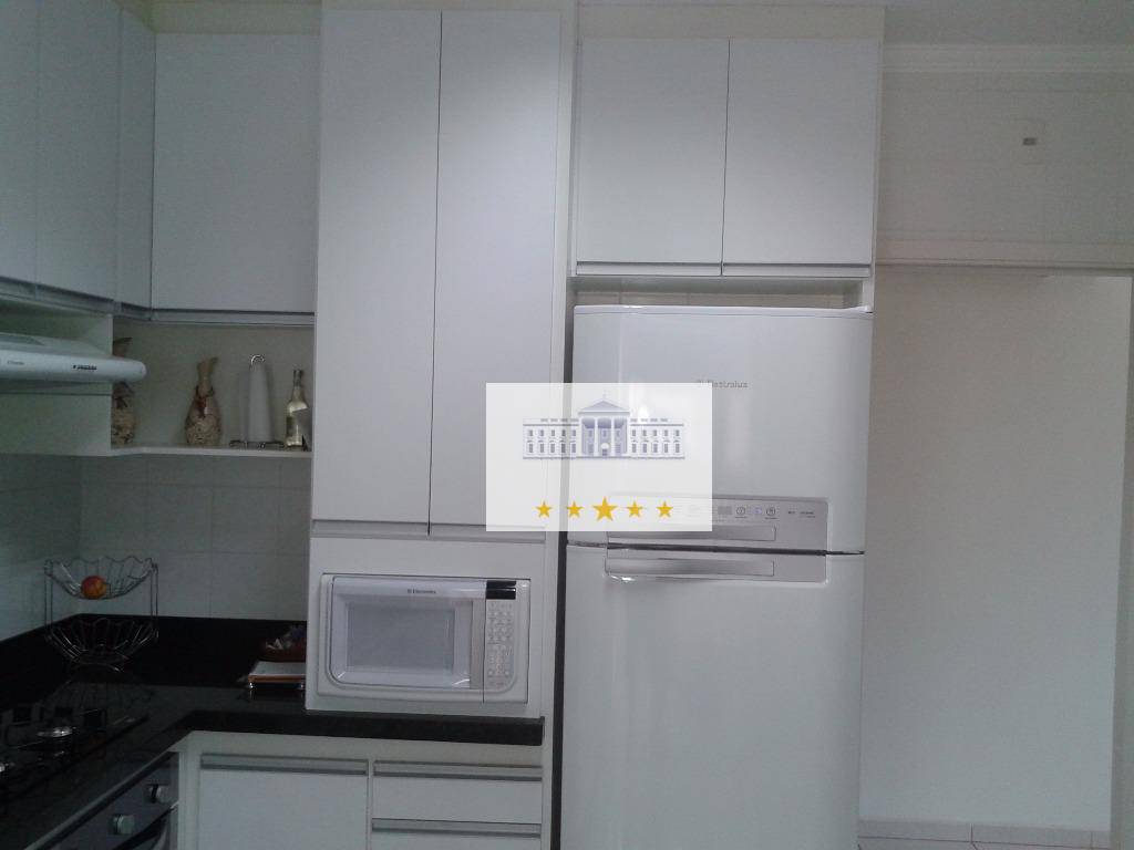 Apartamento à venda com 3 quartos, 98m² - Foto 17