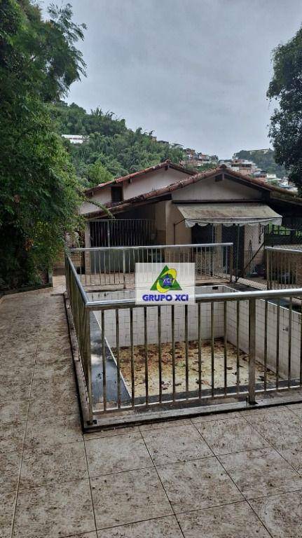 Chácara à venda com 5 quartos, 342m² - Foto 19