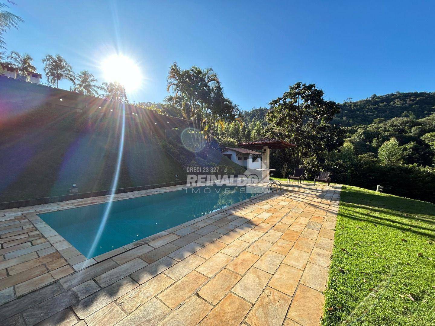 Casa de Condomínio à venda e aluguel com 5 quartos, 320m² - Foto 20