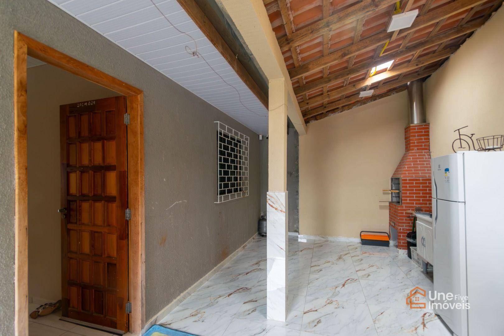 Casa à venda com 4 quartos, 180m² - Foto 17