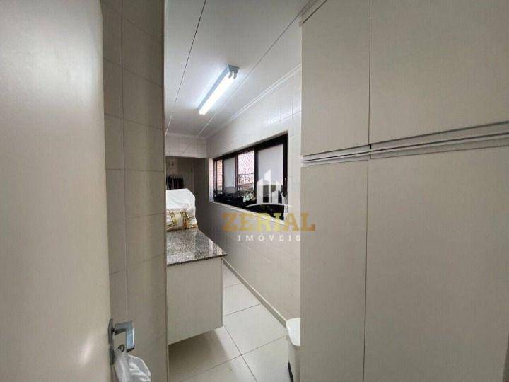 Apartamento à venda com 3 quartos, 145m² - Foto 31