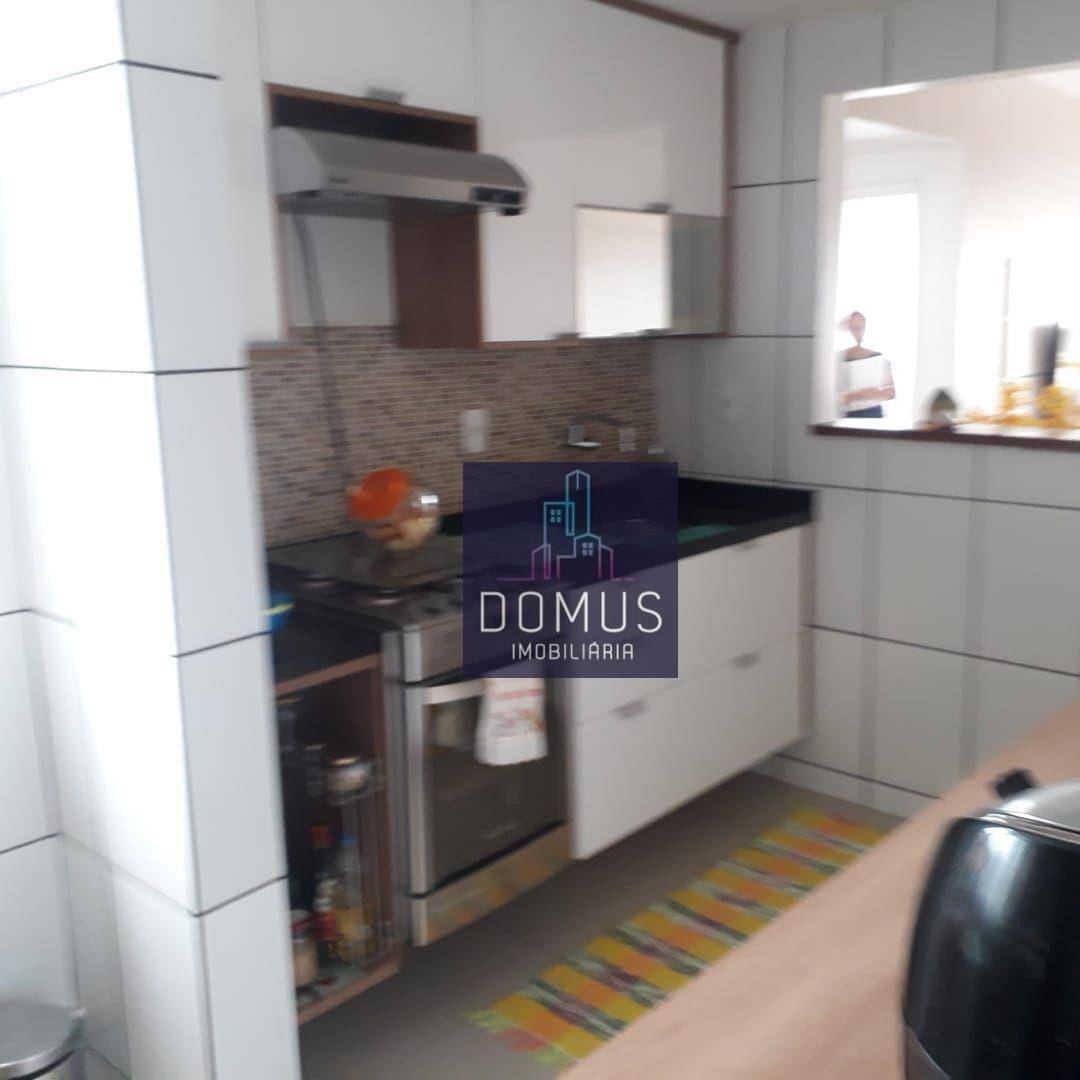 Apartamento à venda com 2 quartos, 70m² - Foto 17